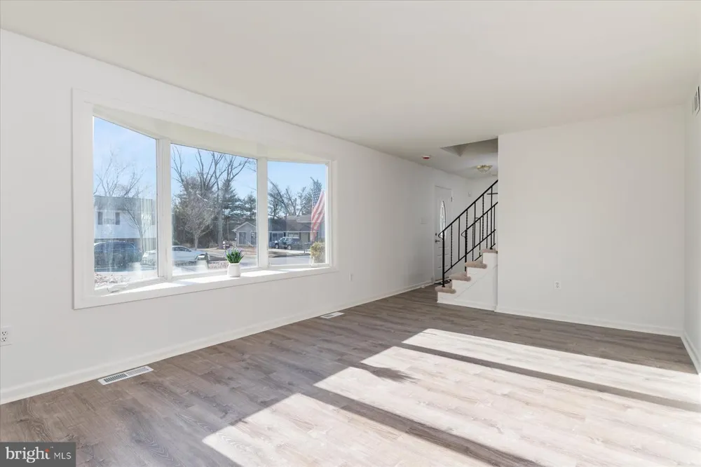402 S CHERRY GROVE AVENUE Annapolis, MD 21401