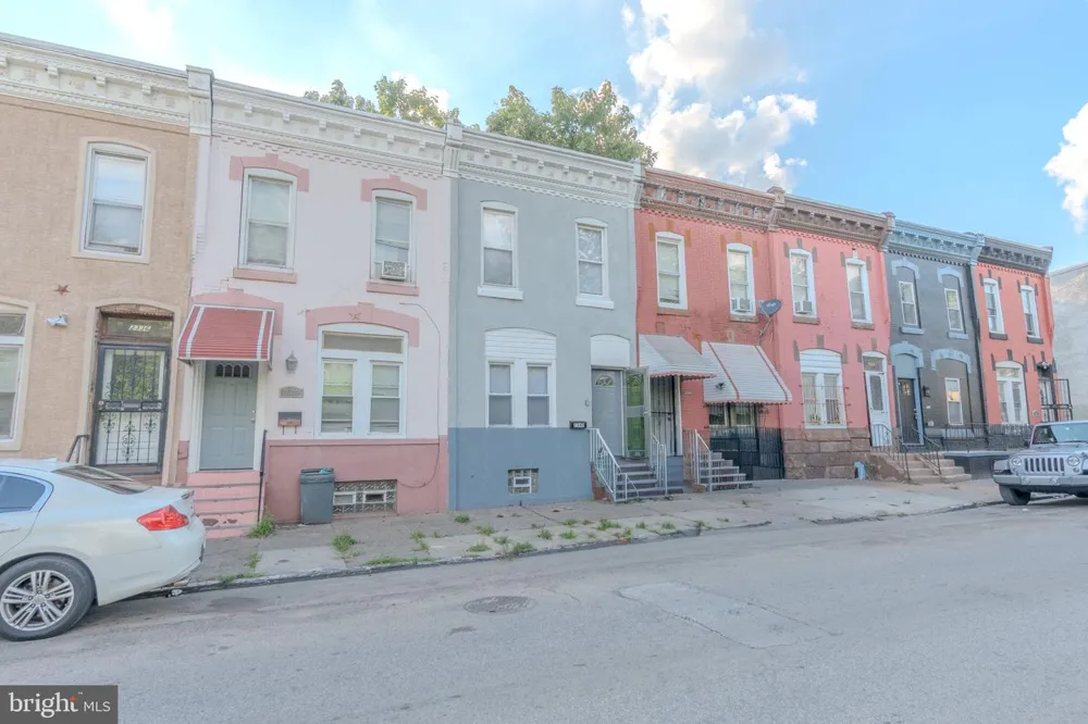 2340 12TH Philadelphia, PA 19133
