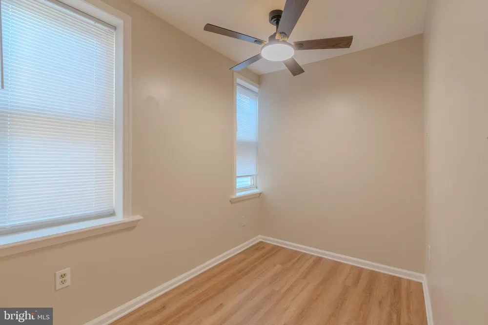 2340 12TH Philadelphia, PA 19133
