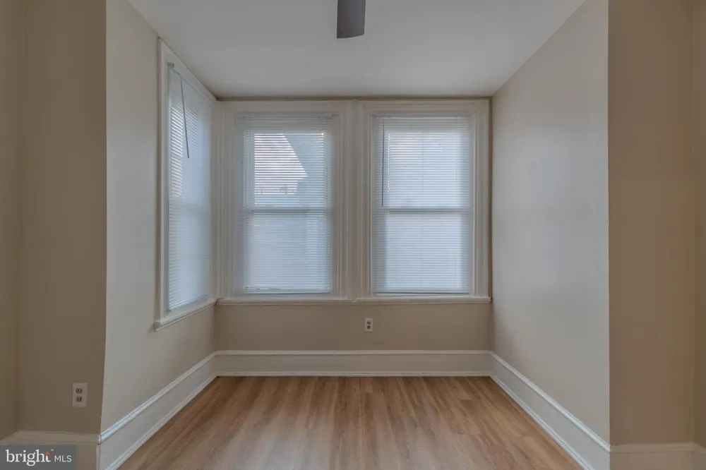2340 12TH Philadelphia, PA 19133