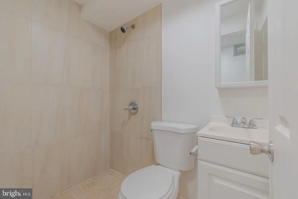 2340 12TH Philadelphia, PA 19133