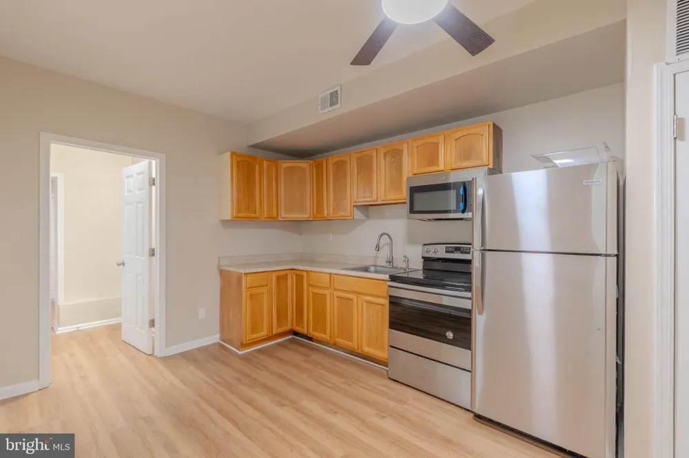 2340 12TH Philadelphia, PA 19133