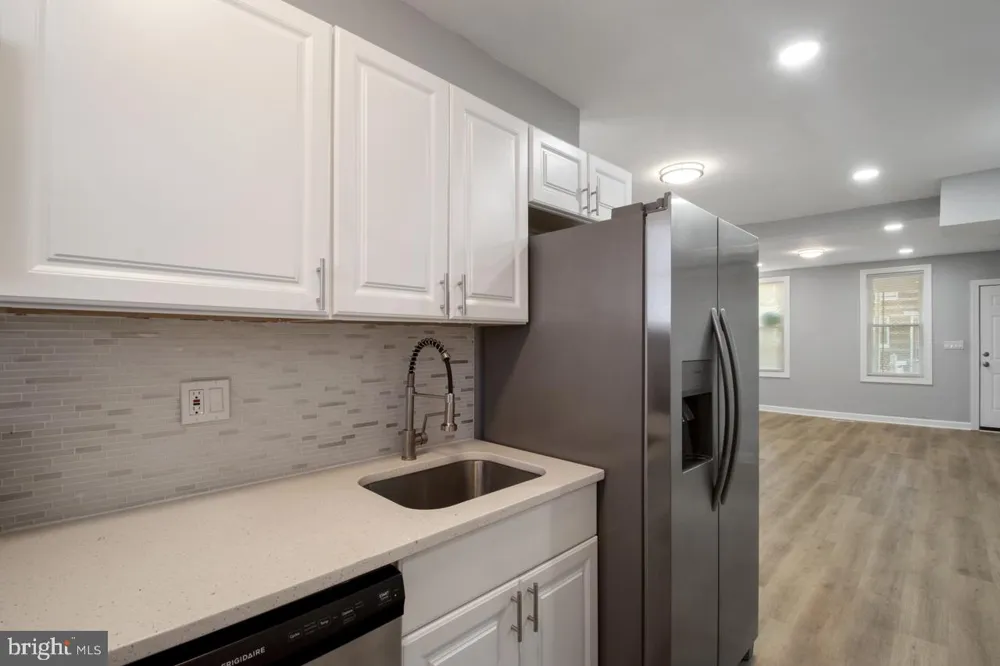 1202 DARLEY AVENUE Baltimore, MD 21218