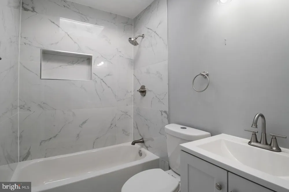 1202 DARLEY AVENUE Baltimore, MD 21218