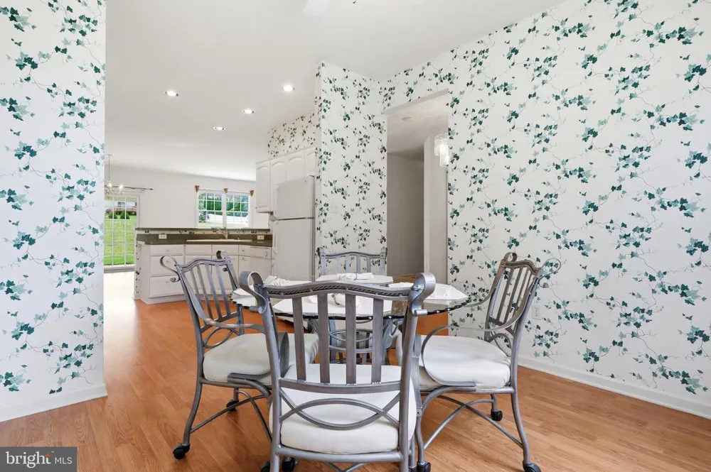 1456 WHEATFIELD DRIVE York, PA 17408