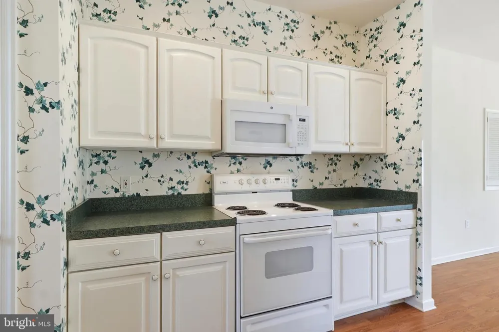 1456 WHEATFIELD DRIVE York, PA 17408