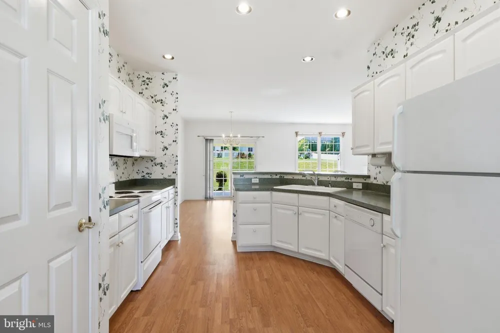1456 WHEATFIELD DRIVE York, PA 17408