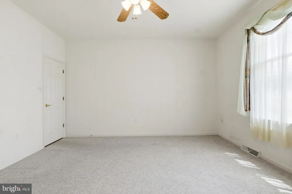 1456 WHEATFIELD DRIVE York, PA 17408