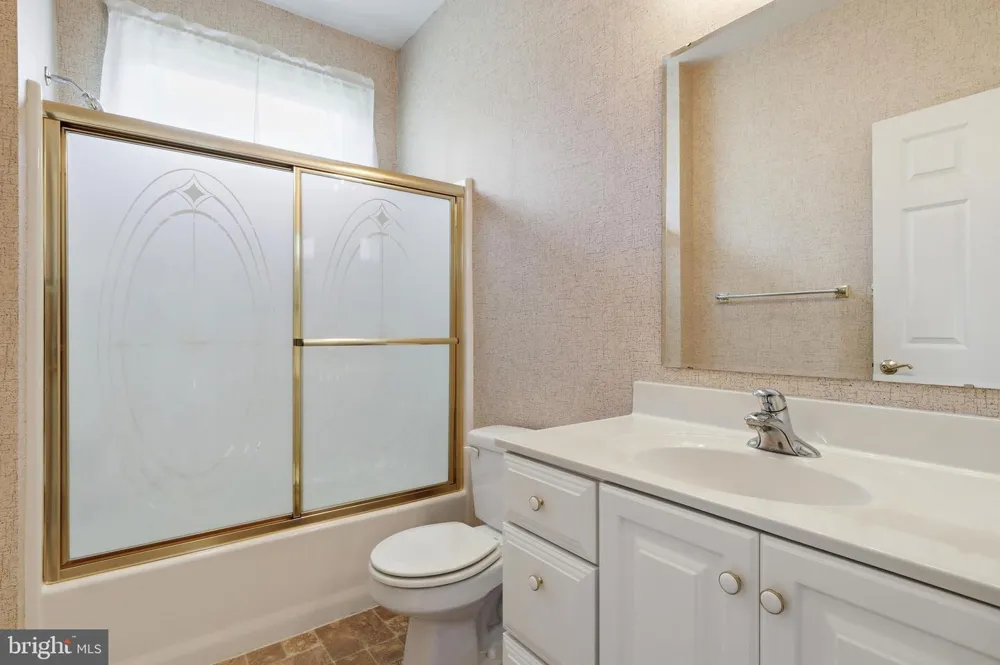 1456 WHEATFIELD DRIVE York, PA 17408