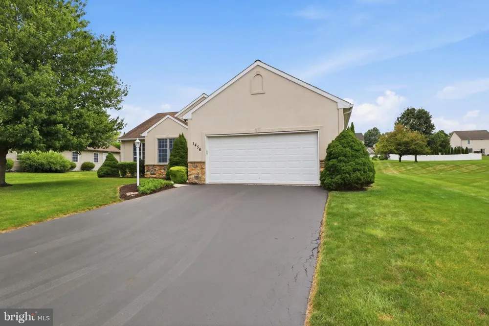 1456 WHEATFIELD DRIVE York, PA 17408