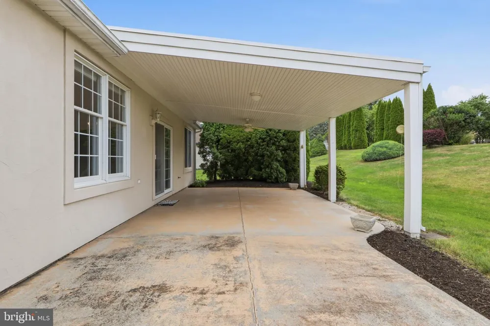 1456 WHEATFIELD DRIVE York, PA 17408