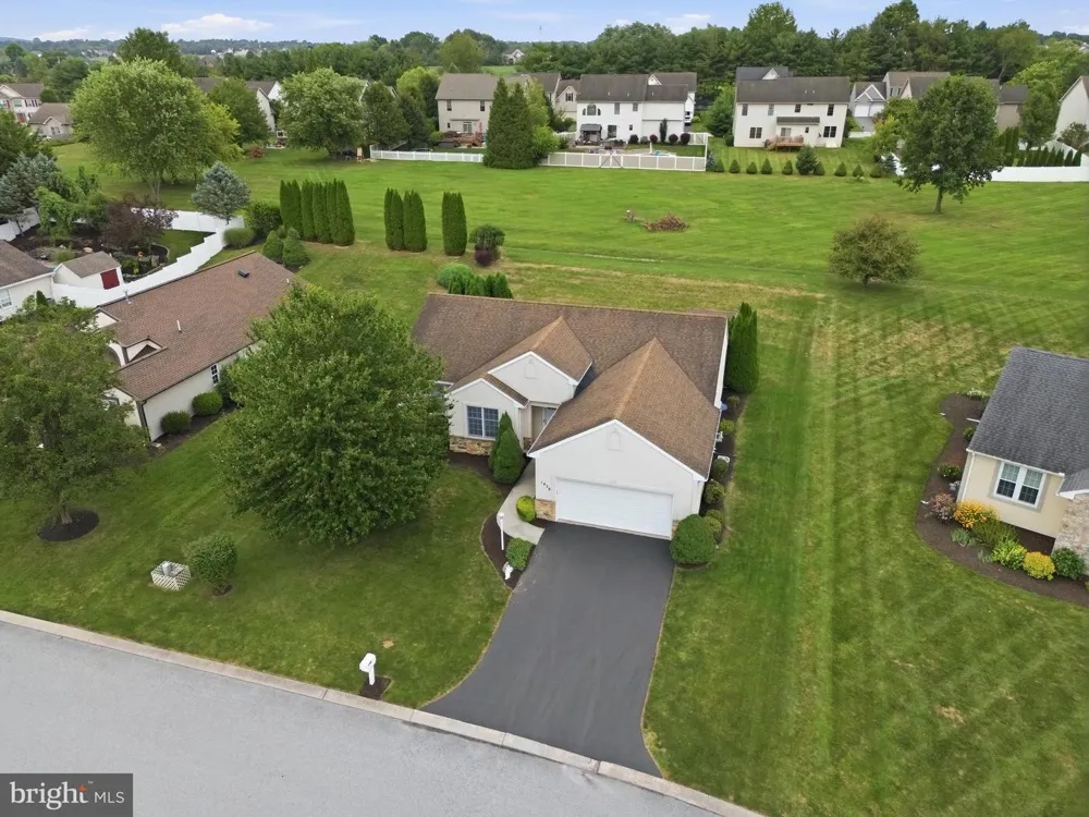 1456 WHEATFIELD DRIVE York, PA 17408