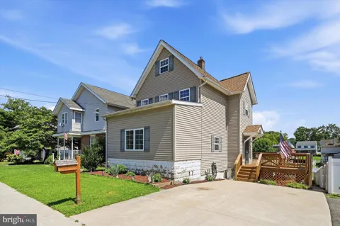 112 PRINTZ AVENUE