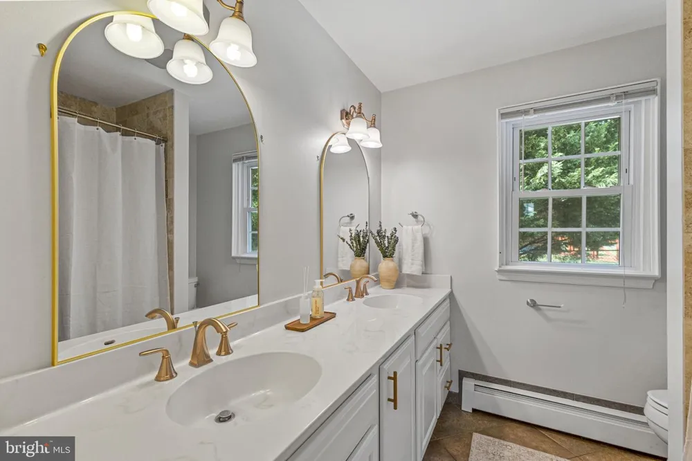 24100 DOREEN DRIVE Gaithersburg, MD 20882