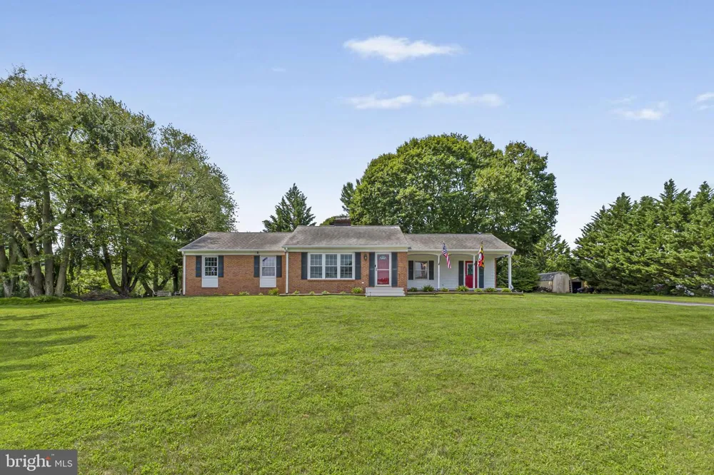 24100 DOREEN DRIVE Gaithersburg, MD 20882