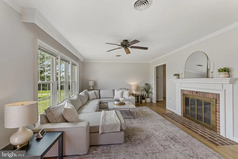 24100 DOREEN DRIVE Gaithersburg, MD 20882