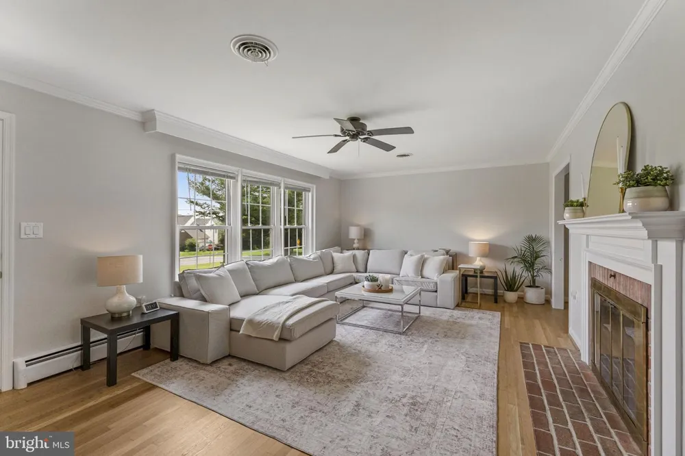 24100 DOREEN DRIVE Gaithersburg, MD 20882