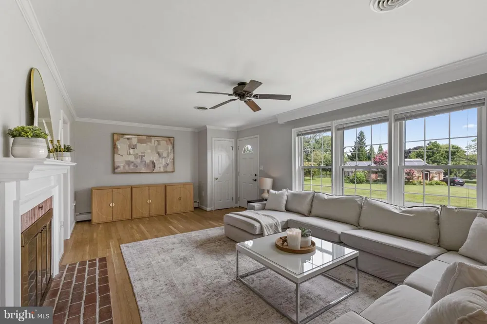 24100 DOREEN DRIVE Gaithersburg, MD 20882