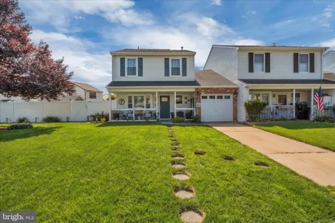 67 HOPEWELL LANE