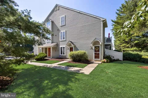 2605 YARMOUTH LANE