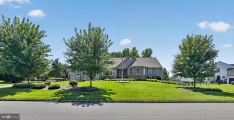 15 SKYLINE CIRCLE