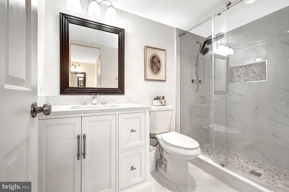 7630 PROVINCIAL DRIVE #104 Mclean, VA 22102
