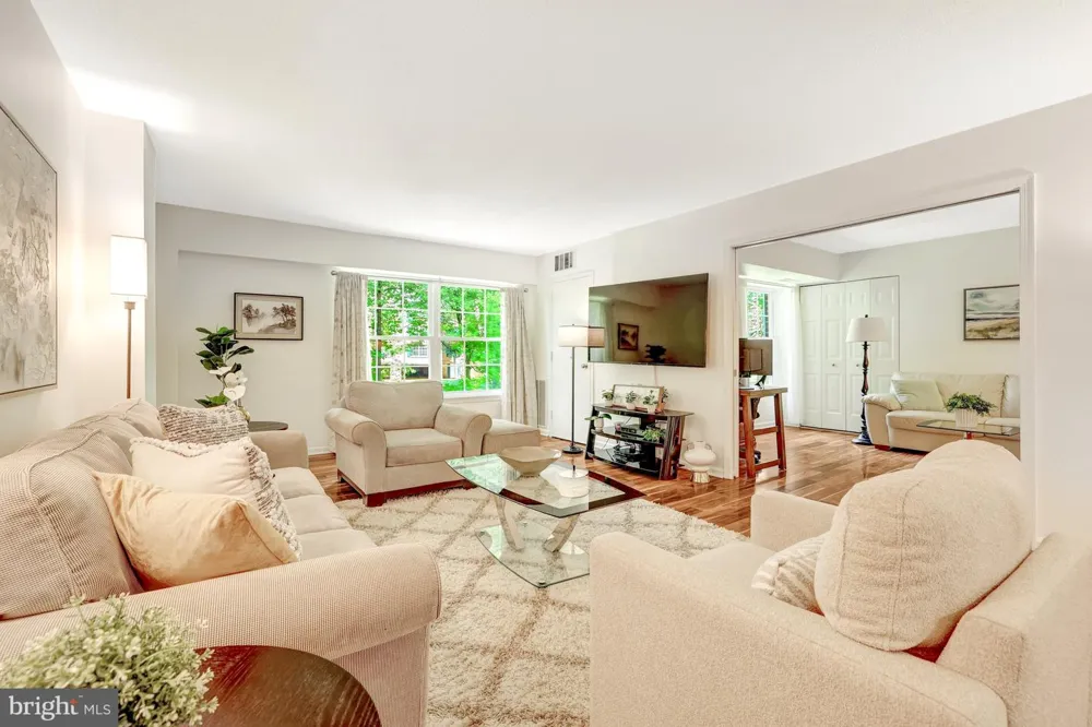 7630 PROVINCIAL DRIVE #104 Mclean, VA 22102