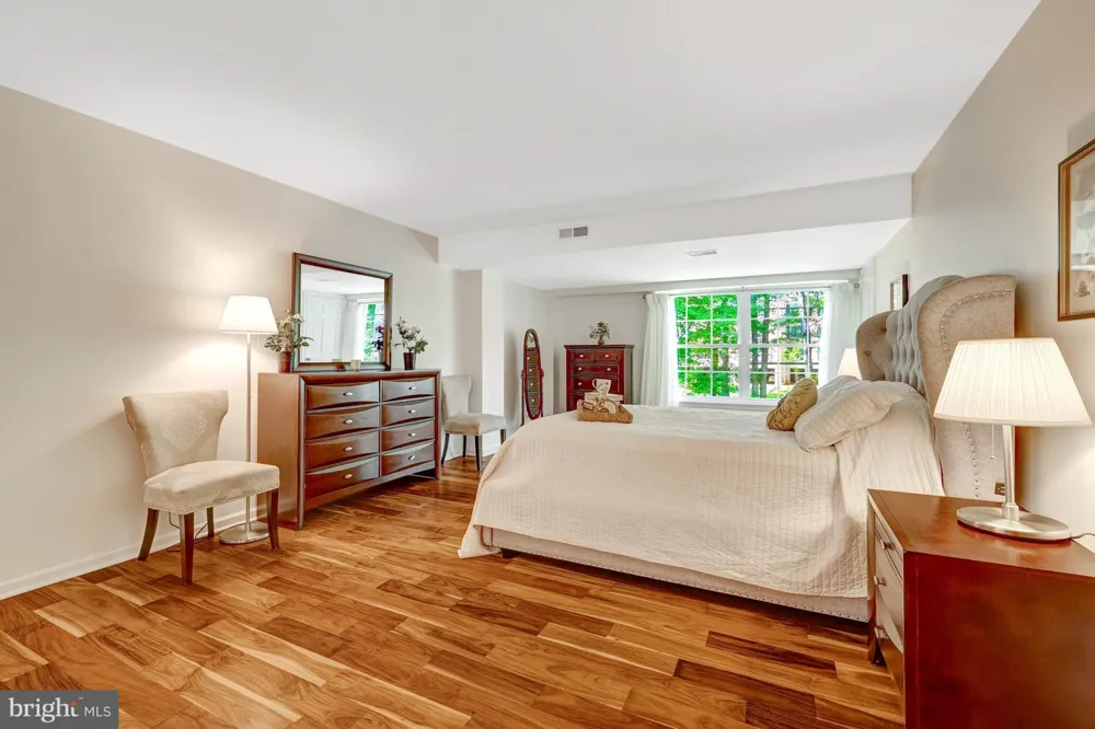 7630 PROVINCIAL DRIVE #104 Mclean, VA 22102
