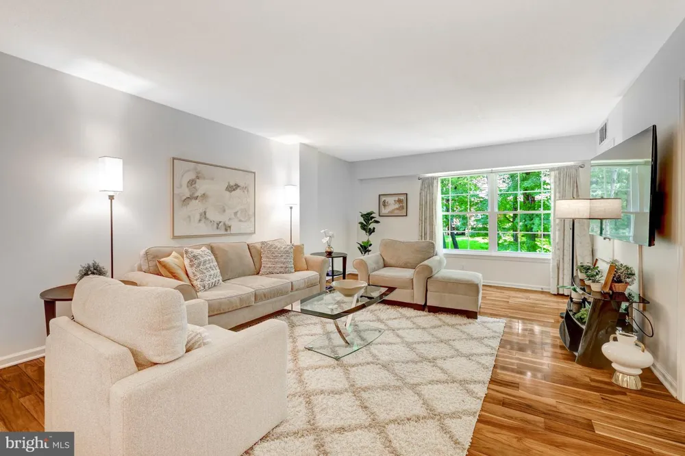 7630 PROVINCIAL DRIVE #104 Mclean, VA 22102