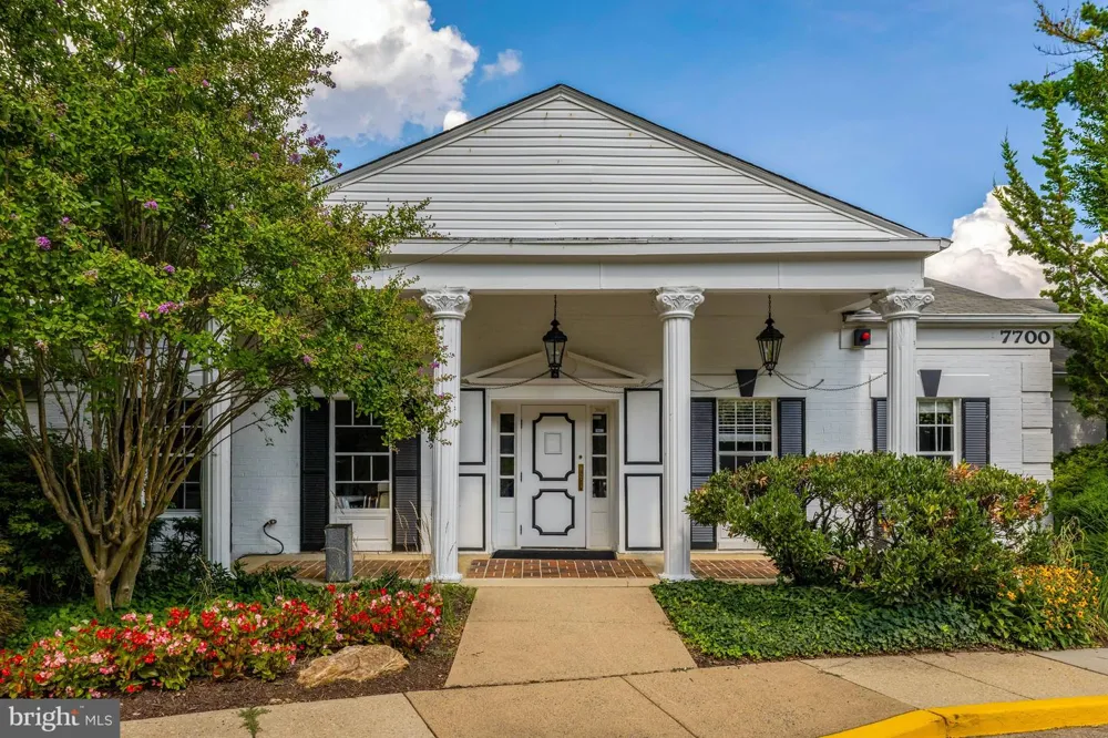 7630 PROVINCIAL DRIVE #104 Mclean, VA 22102