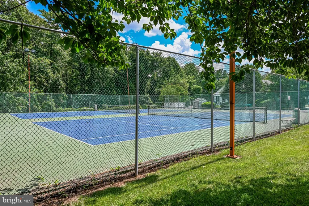 7630 PROVINCIAL DRIVE #104 Mclean, VA 22102