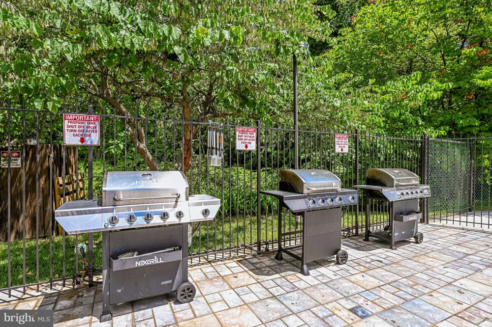 7630 PROVINCIAL DRIVE #104 Mclean, VA 22102