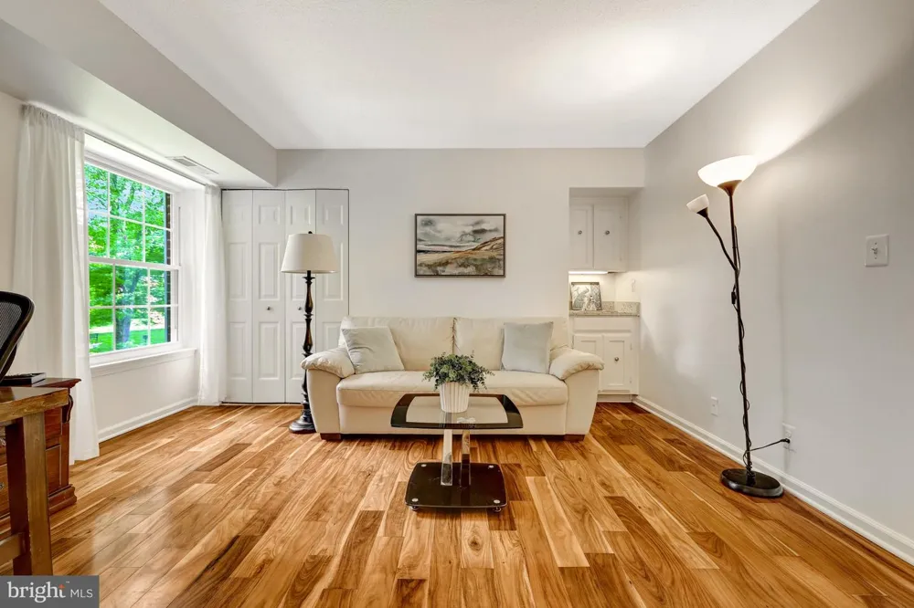 7630 PROVINCIAL DRIVE #104 Mclean, VA 22102