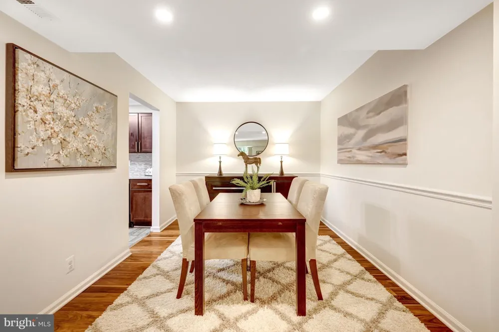 7630 PROVINCIAL DRIVE #104 Mclean, VA 22102