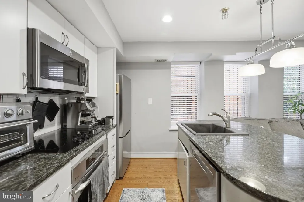 1527 16TH STREET NW #1 Washington, DC 20036