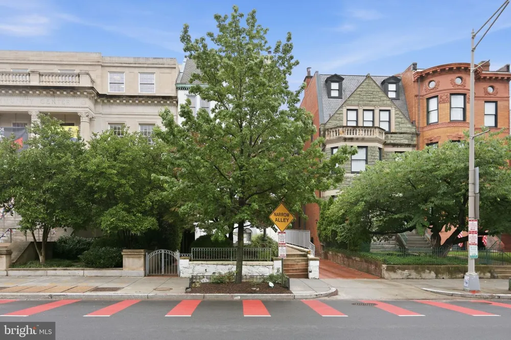 1527 16TH STREET NW #1 Washington, DC 20036