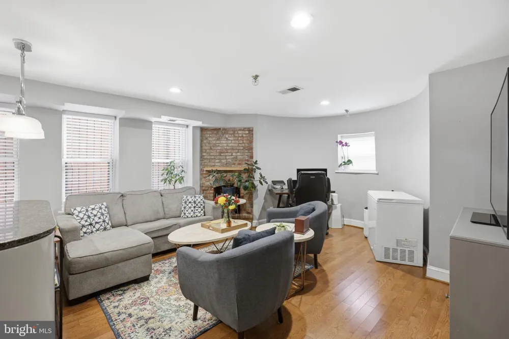 1527 16TH STREET NW #1 Washington, DC 20036