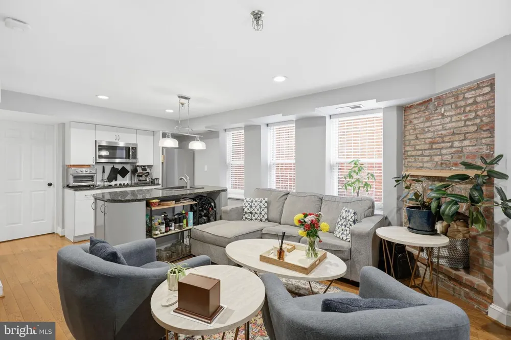 1527 16TH STREET NW #1 Washington, DC 20036