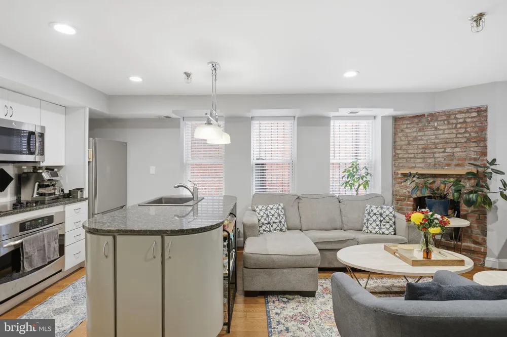 1527 16TH STREET NW #1 Washington, DC 20036