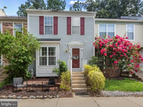 629 LIONS GATE LANE