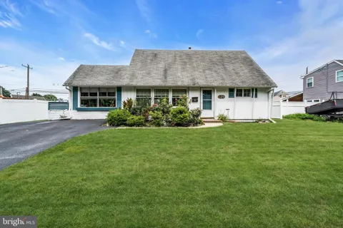 129 PLUMBRIDGE DRIVE