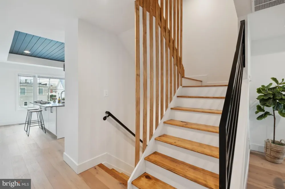 1207 DELLWOOD AVENUE Baltimore, MD 21211