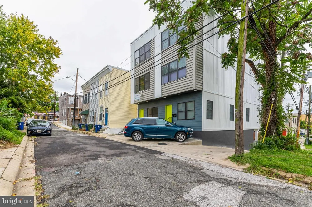 1207 DELLWOOD AVENUE Baltimore, MD 21211