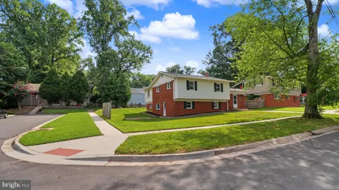 11419 LUND PLACE
