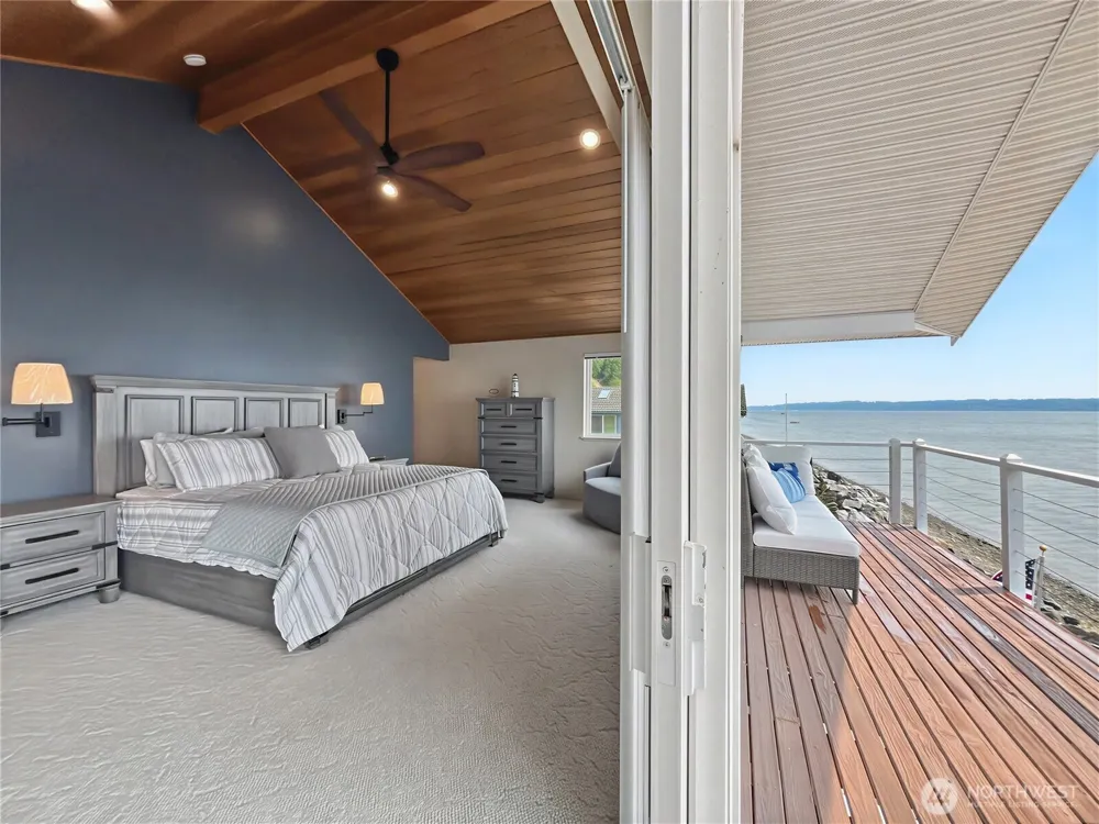 41 H S Beach Way Hat Island, WA 98206