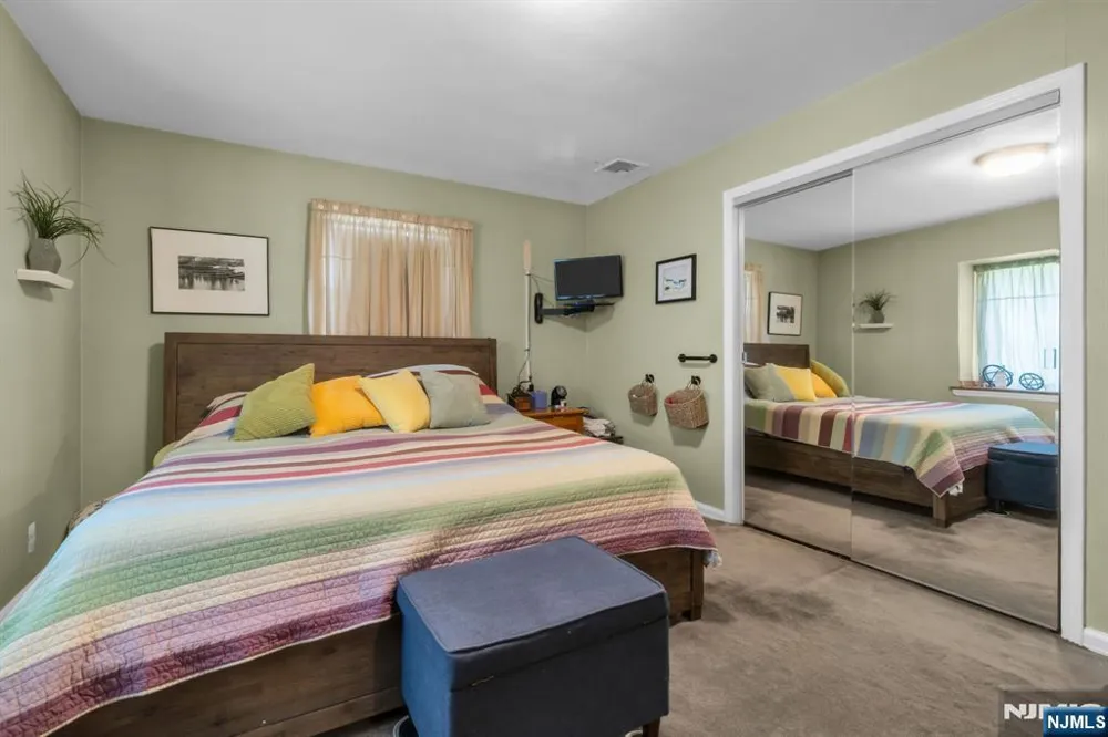 114 Lopez Road Cedar Grove, NJ 07009