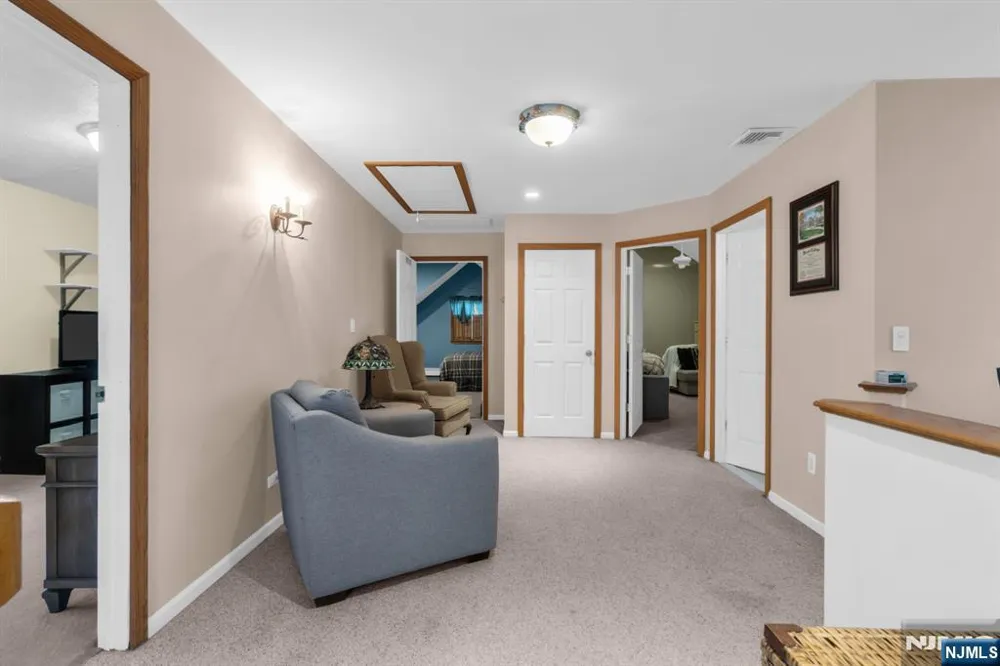 114 Lopez Road Cedar Grove, NJ 07009