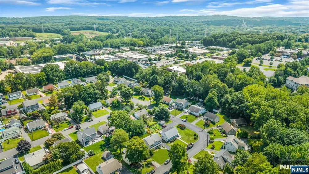 114 Lopez Road Cedar Grove, NJ 07009