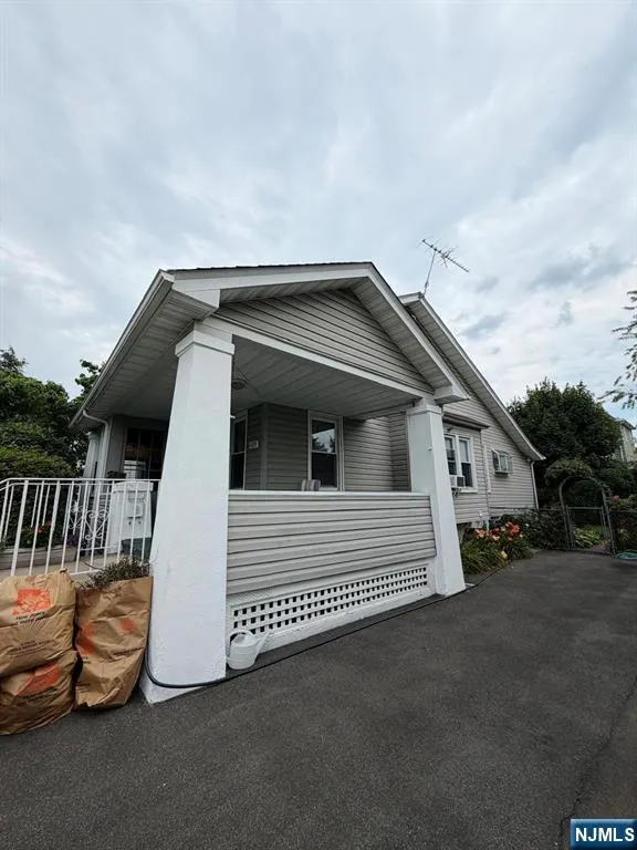 590-594 River Drive Passaic, NJ 07055