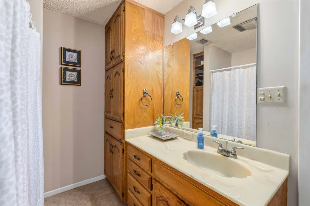 15 Canyon Creek Drive Brownwood, TX 76801